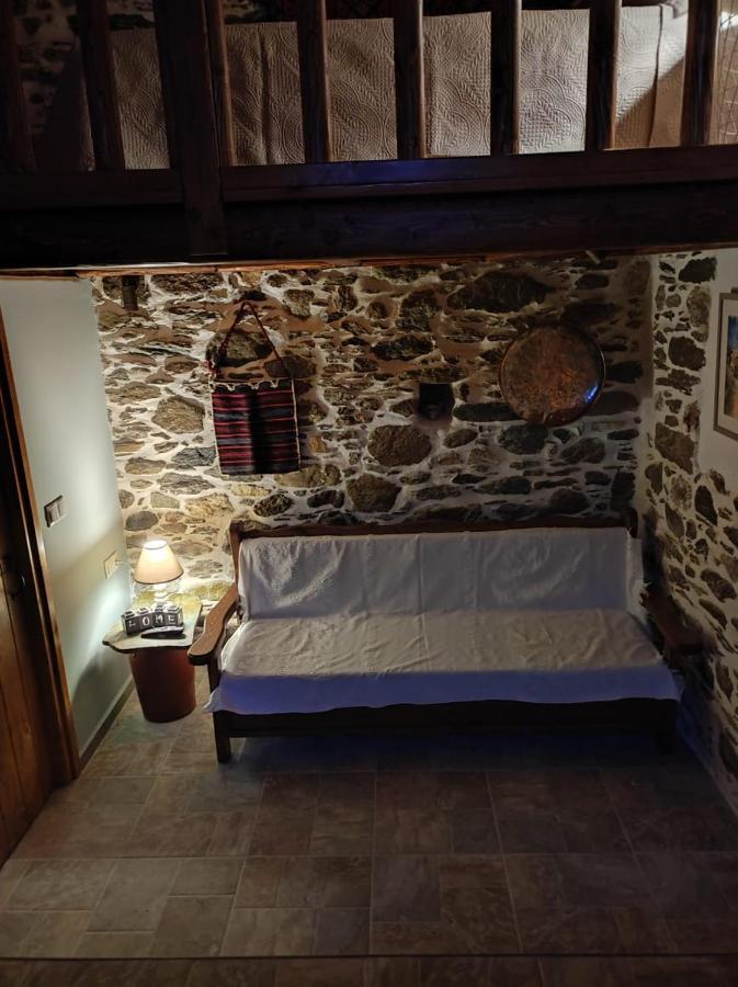 Πέτροκτιστο Σπίτι. Stone House Villa Karystos  Dış mekan fotoğraf